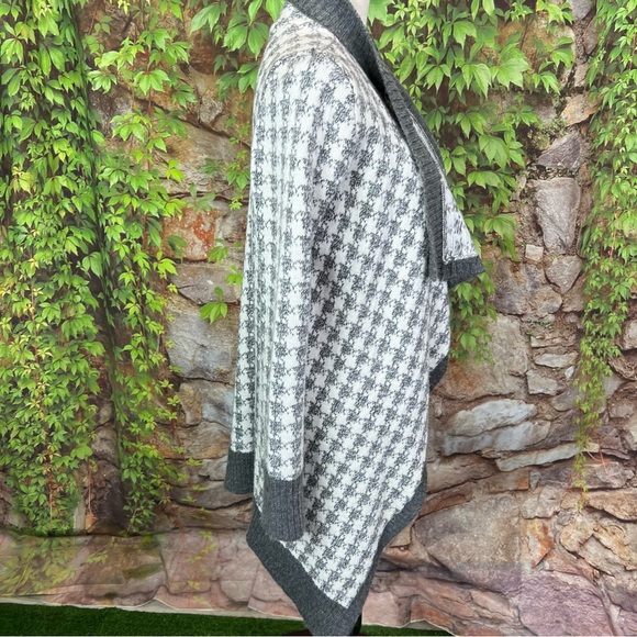 AEROPOSTALE Y2K Gray and Cream Houndstooth Open Cardigan, M - Picture 7 of 10